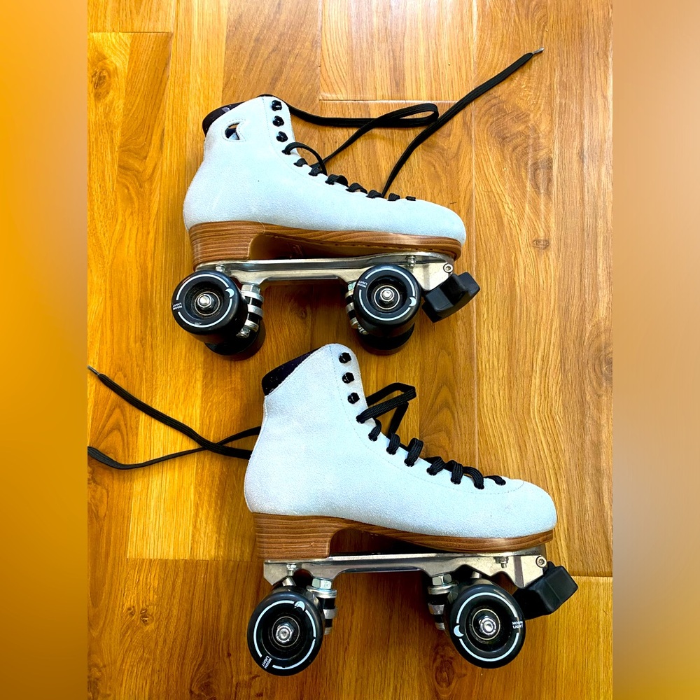 Moonlight Roller Skates Light Blue US 7